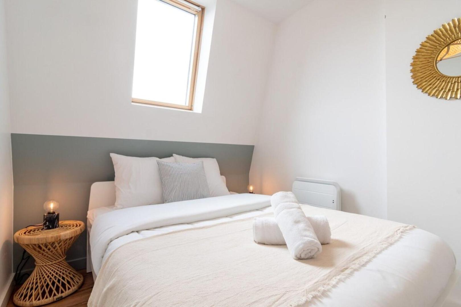 Marcq En Baroeul - Superb Apartment + Parking Exteriör bild