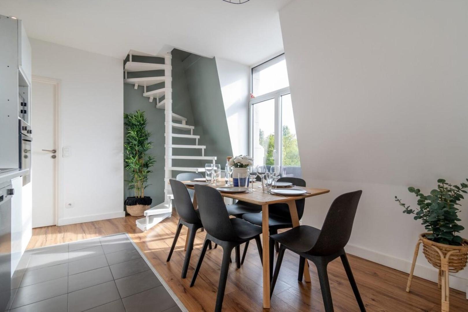 Marcq En Baroeul - Superb Apartment + Parking Exteriör bild